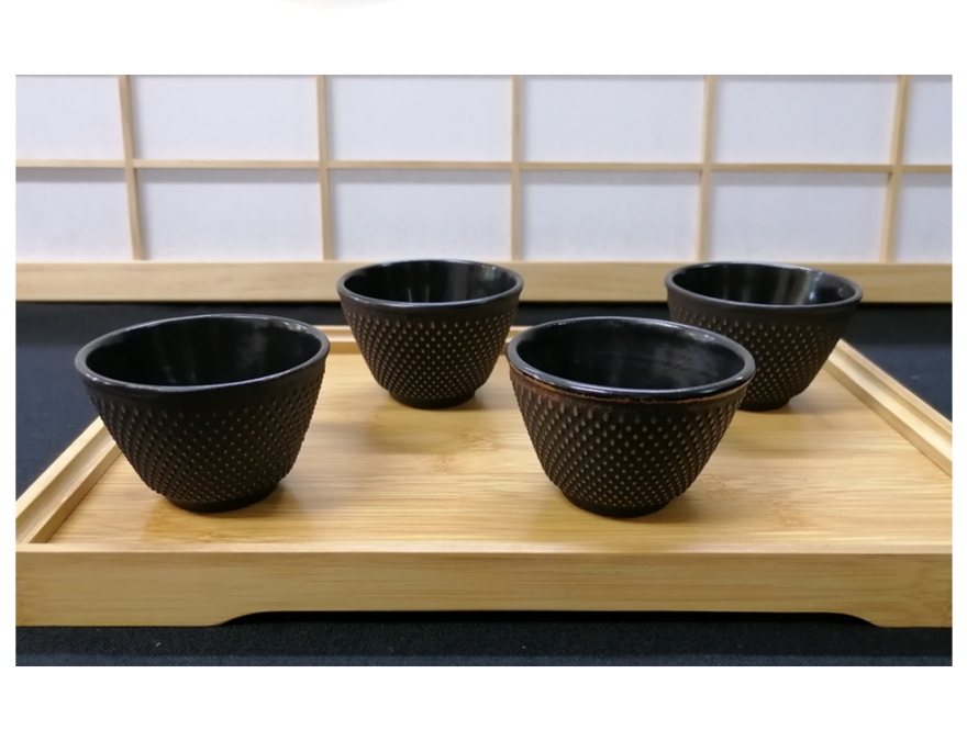 Tasse en fonte par 2